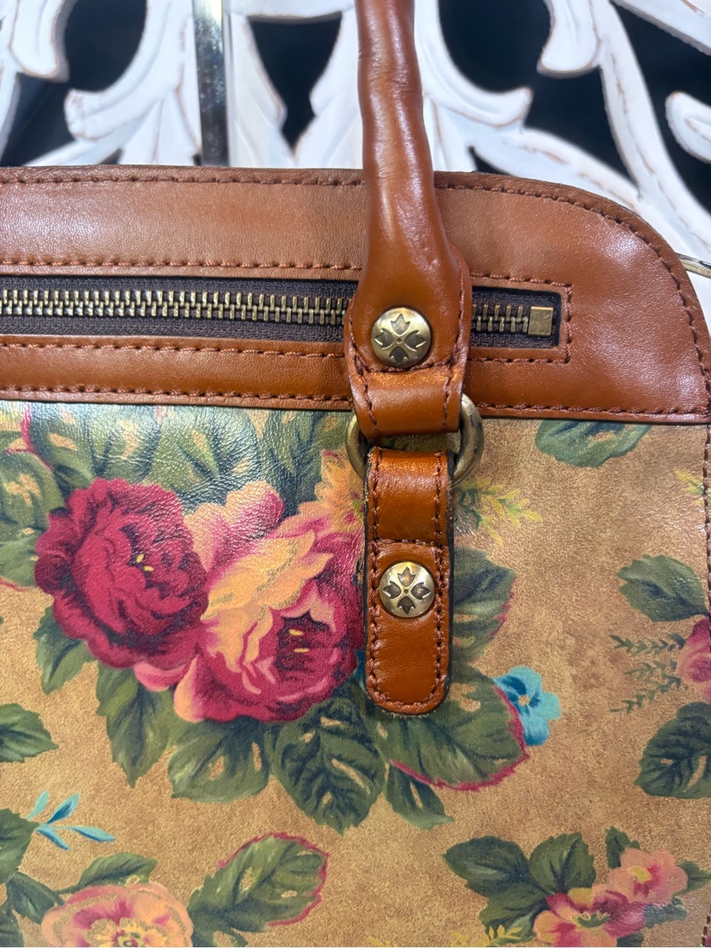 Patricia Nash Calvi Leather Satchel Handbag in Vintage Victorian Garden - Picture 6 of 16